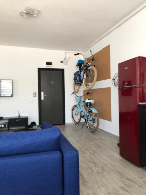 BlackSeaBlueBike Beachfront Apartment